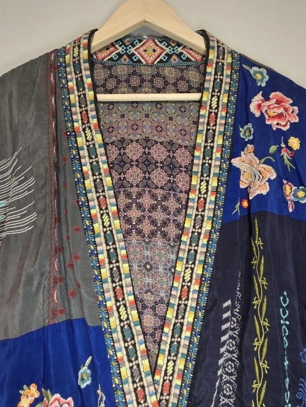 Johnny Was Kimono Embroidered Reversible Patchwork Cropped Jacket Boho Large - Picture 3 of 8